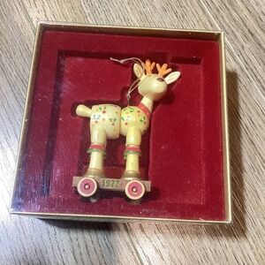 Hallmark Tree Trimmer Collection 1977 Reindeer Ornament Vintage